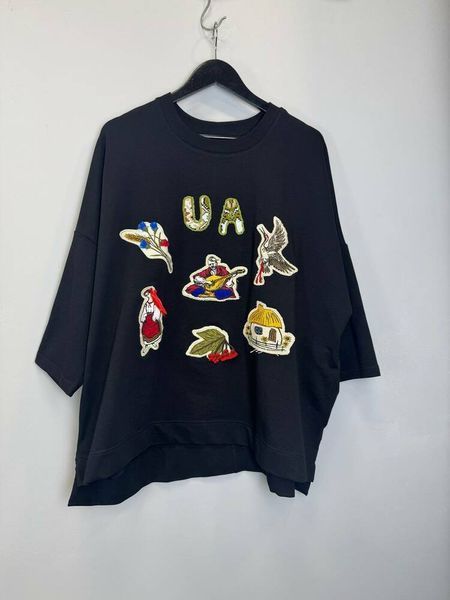 Женский свитшот oversize "Кобзар" с вышивкой и боковыми карманами Modna KAZKA MKNK5678 MKNK5678 фото