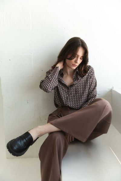 Женские свободные брюки мокко Modna KAZKA MKAZ6508-2 MKAZ6508-2 фото