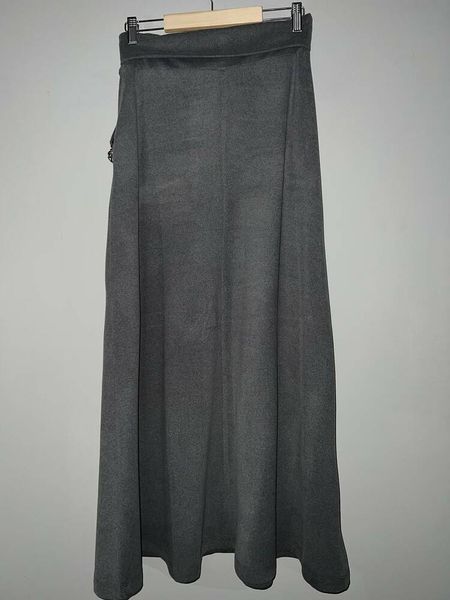 Женская утепленная юбка миди из мягкой эластичной ткани MODNA KAZKA MKSH2851 MKSH2851 фото