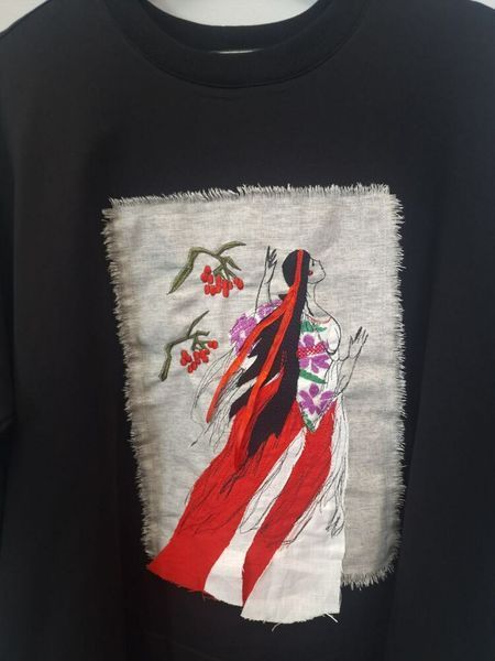 Жіночий світшот oversize з вишивкою та боковими кишенями Катерина Modna KAZKA MKNK2356 MKNK2356 фото