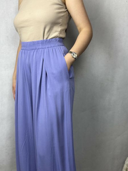 Женские свободные брюки с поясом на резинке голубые Modna KAZKA MKAZ6446-71 6446-71 фото