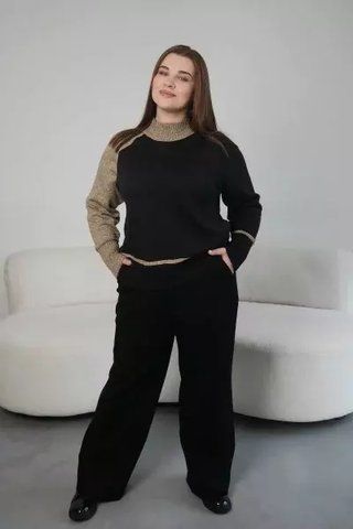 Жіночий в&rsquo;язаний джемпер двоколірний вільного силуету NITA MKLN2101 MKLN2101 фото