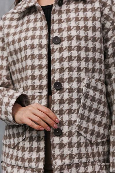 Жіноче коротке пальто oversize бежеве в гусячу лапку ARJEN MKAR69091-1 MKAR69091-1 фото