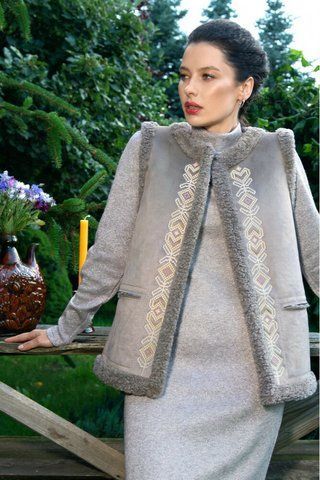 Жіночий жилет із екодубляжу з вишивкою SEAM MKSMV140-515 MKSMV140-515 фото